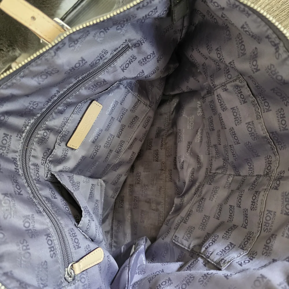 Michael Kors Gray and Cream Tote Bag Set - Picture 4 of 12